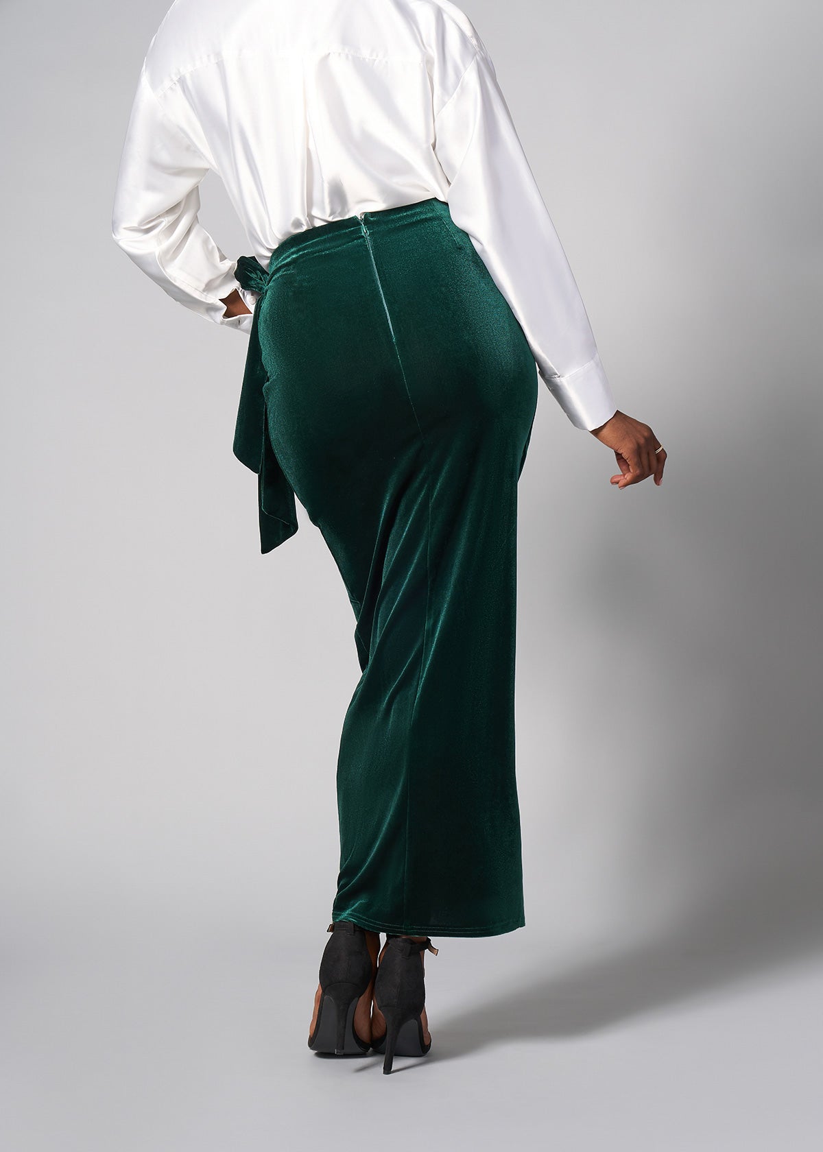 Tesafaye Women's Stretch Velvet Faux Wrap Skirt (Emerald)