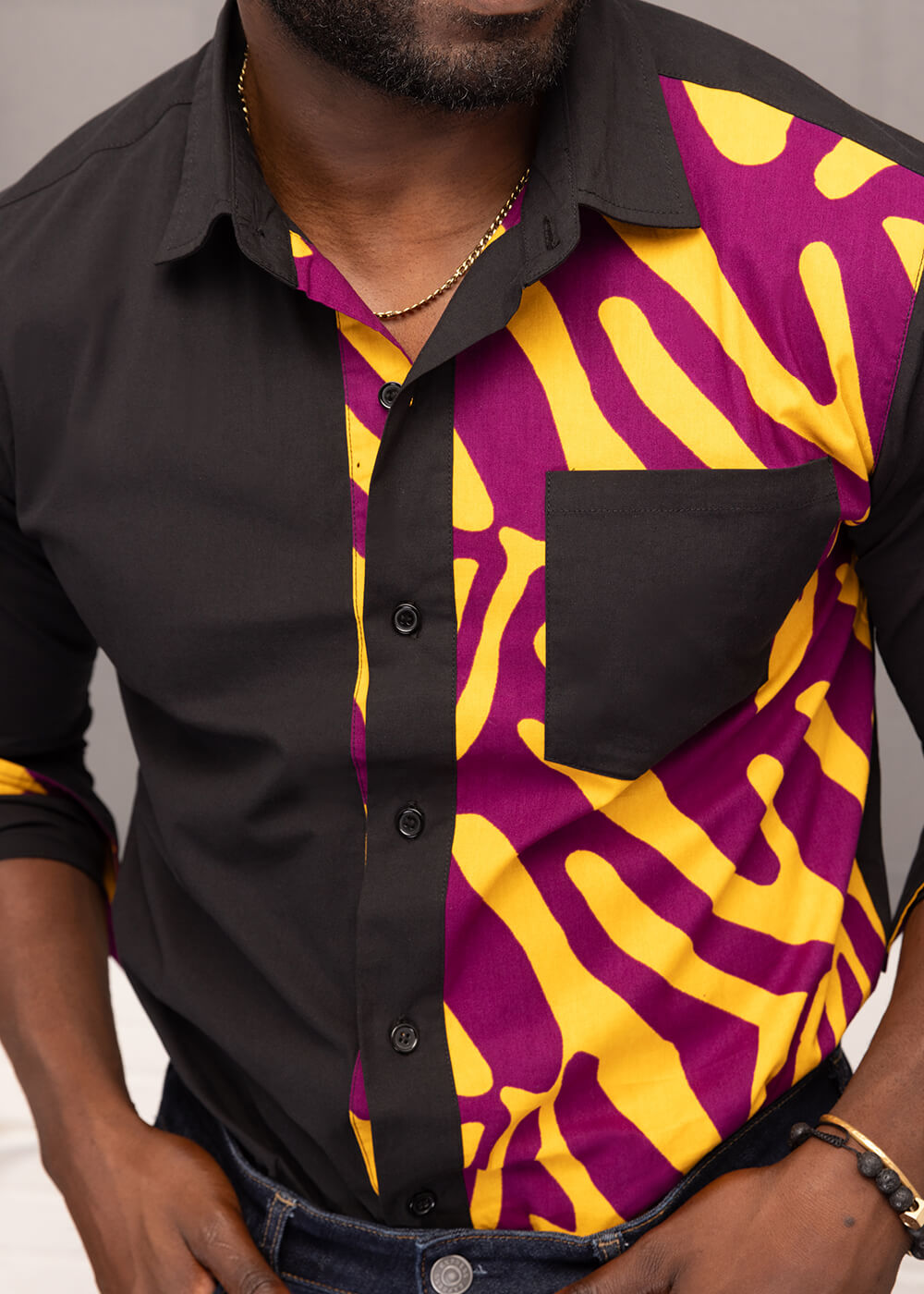 Abiade Men's African Print Button-Up Shirt (Black/Gold Zebra Abstract)