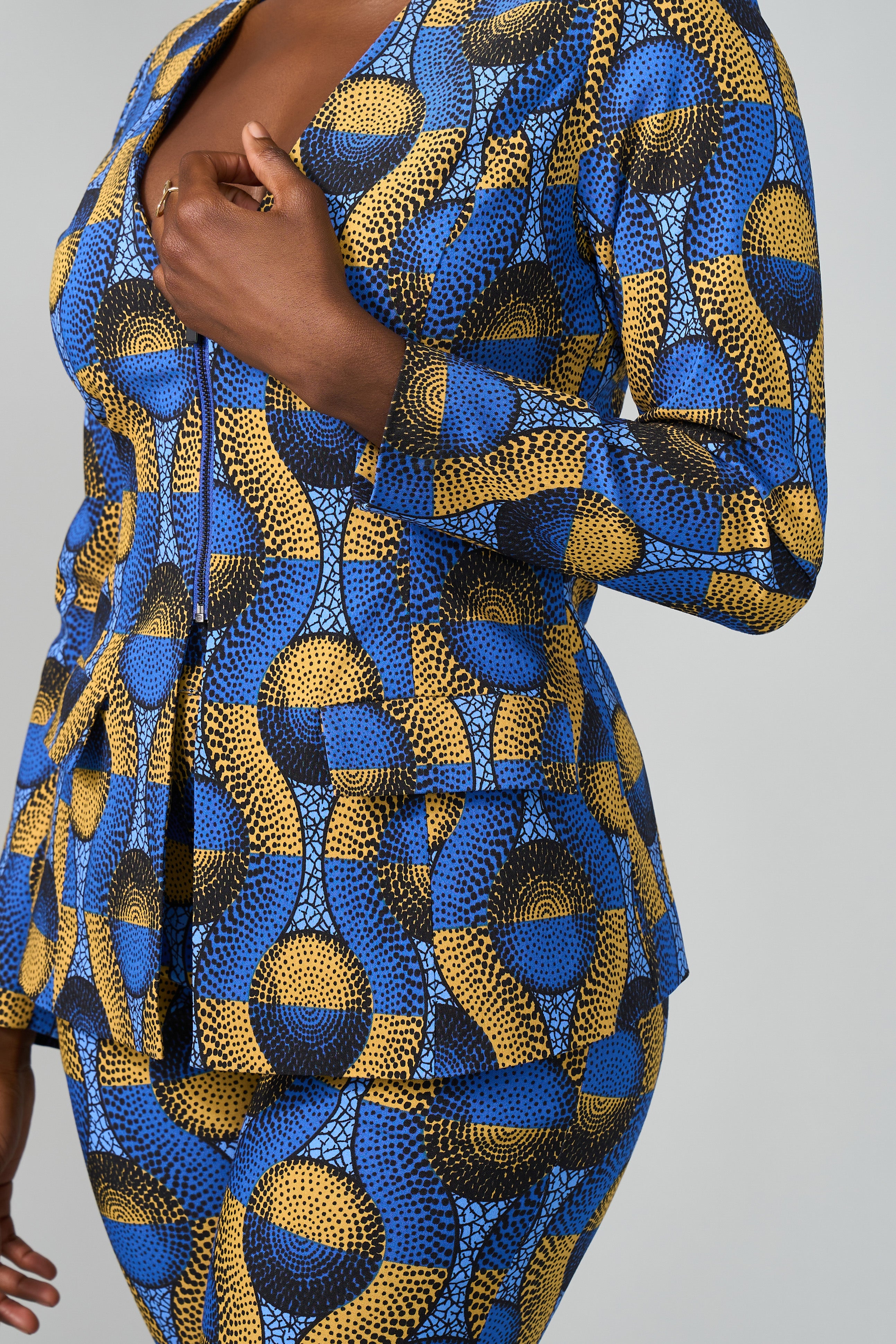 Fafa Women's African Print Stretch Zip-Up Blazer (Blue Gold Circles)