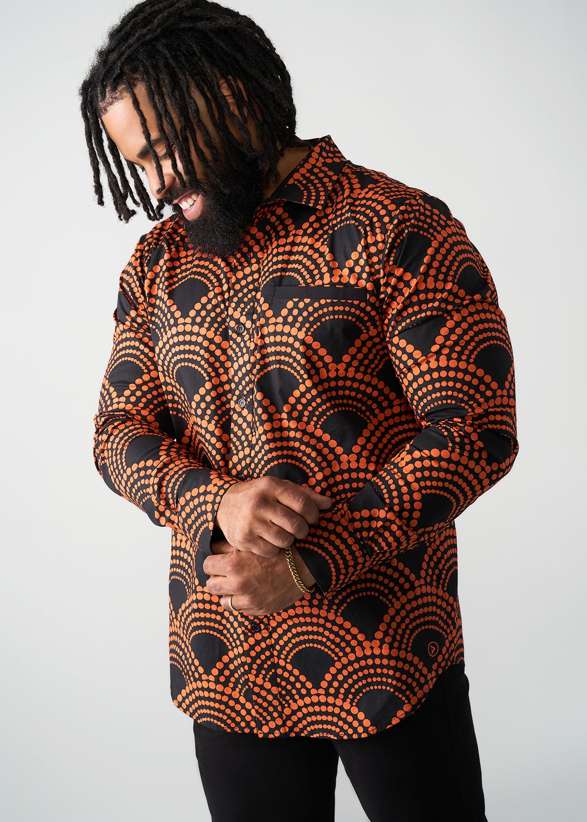 Mazi Men's African Print Button-up Shirt (Black Amber Dots)