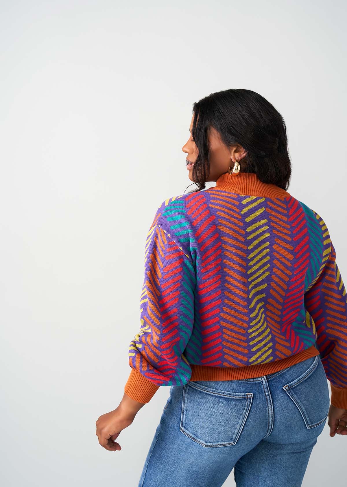 Niambi Women's African Print Crew Neck Sweater (Rainbow Tribal Lines)