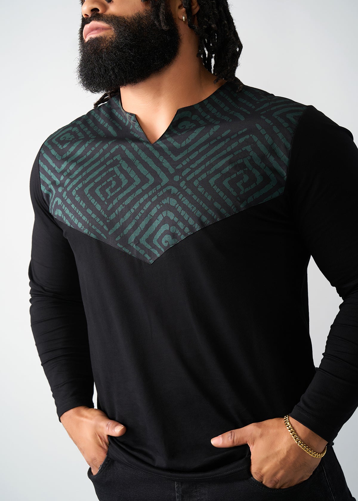 Rufaro Men's African Print Applique T-Shirt (Malachite Diamond Adire)