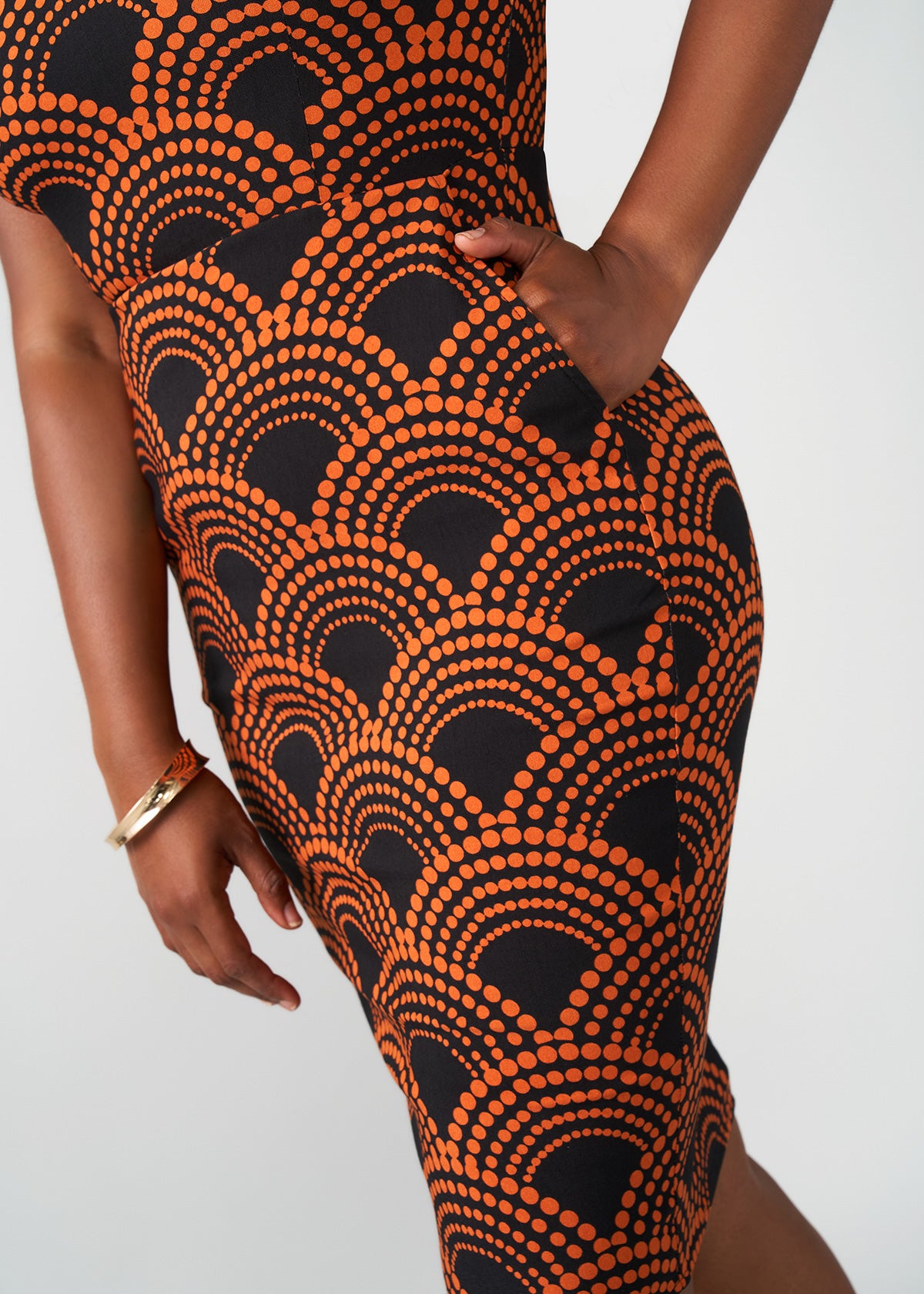 Sabella Women's African Print Stretch Dress (Black Amber Dots)